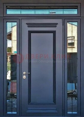 Черная металлическая дверь с фрамугой и филенкой ДФГ-19 в Ставрополе