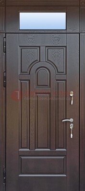 Железная дверь с фрамугой в коричневом цвете ДФГ-22 в Ставрополе