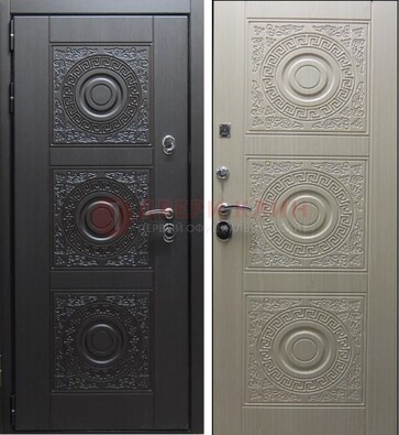 Темная стальная дверь с МДФ ДМ-161 для коттеджа в Ставрополе