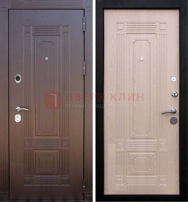 Коричневая входная дверь с МДФ ДМ-173 для кирпичного дома в Ставрополе
