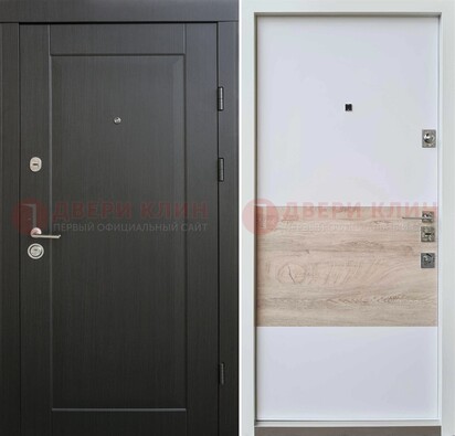 Черная металлическая дверь с белой МДФ внутри ДМ-230 в Ставрополе
