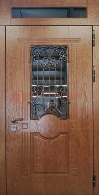 Металлическая входная дверь со стеклом и ковкой для дома ДСК-96 в Ставрополе