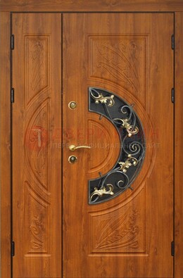 Входная дверь цвета золотой дуб с виноритом и ковкой ДВТ-176 в Ставрополе
